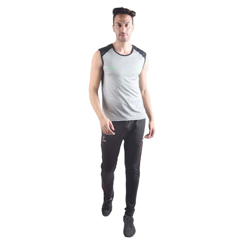 SOLID SLEEVELESS TANK