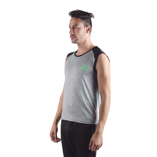 SOLID SLEEVELESS TANK
