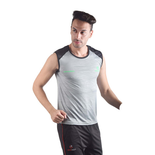SOLID SLEEVELESS TANK