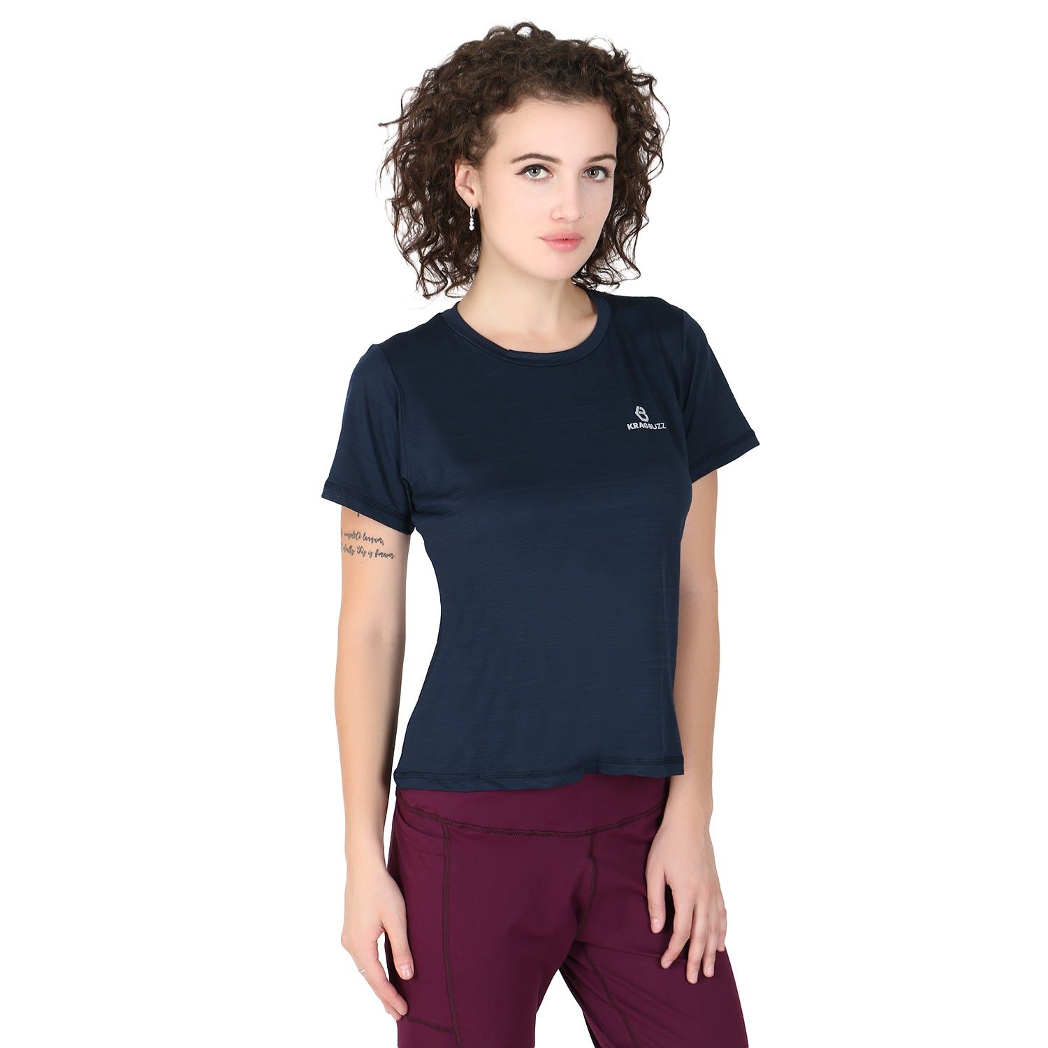 ELNA ROUND NECK T-SHIRTS