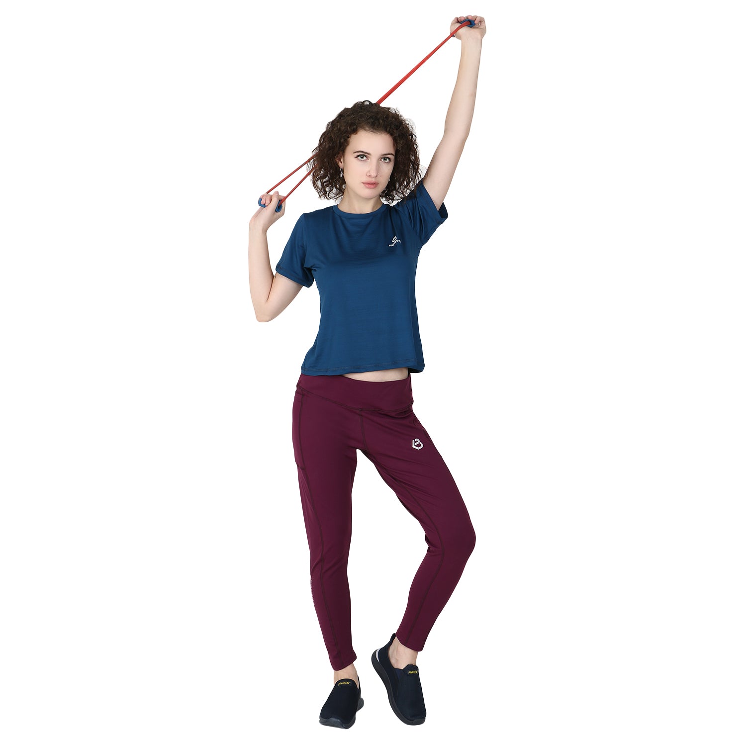 ELNA ROUND NECK T-SHIRTS