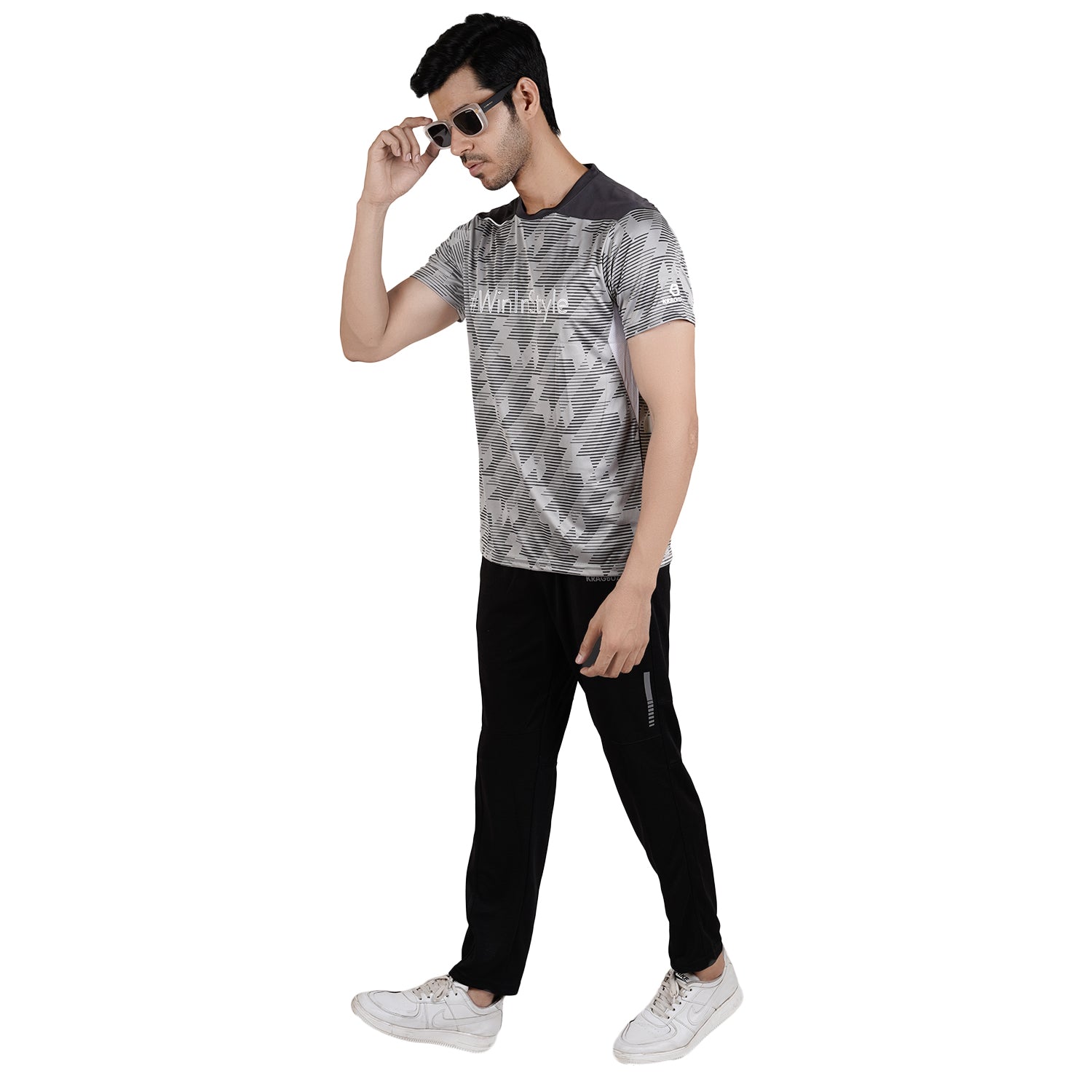 ZIG ZAG ROUND NECK