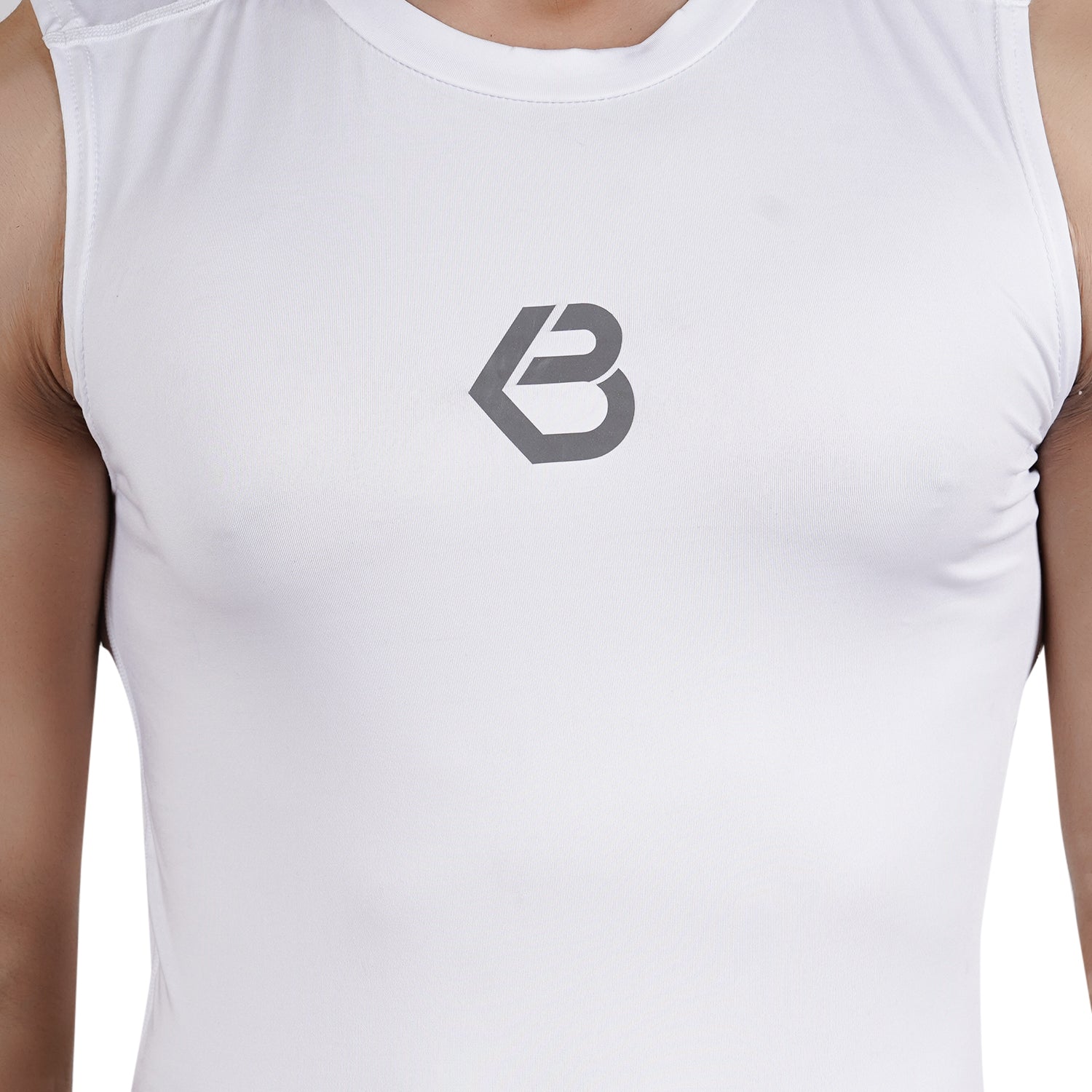 SLEEVELESS