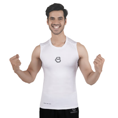 SLEEVELESS view 10