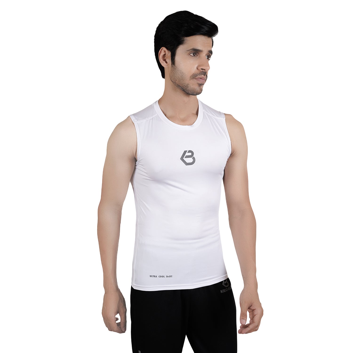 SLEEVELESS