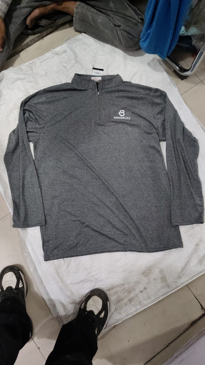 FUNCTIONAL TEE ZIP COLLAR