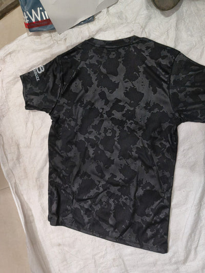 EMBOSS CAMAL ROUND NECK view 2